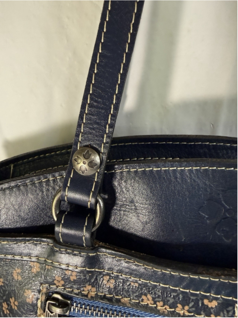 Patricia Nash POPPY Tote Shoulder Bag navy floral - Picture 6 of 16